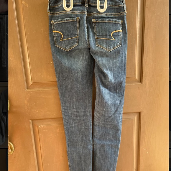 American Eagle Skinny Jeans - Picture 2 of 6